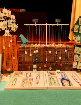 Galeri Gallery 3 2 tentang_handcraft